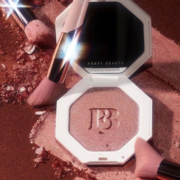 💋2/$25 fenty killawatt Moscow mule highlighter - Picture 2 of 7